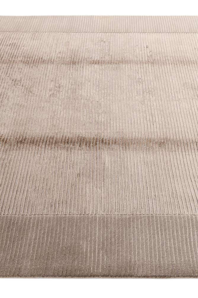 5' 7 x 7' 10 Hand Knotted Darya Wool Rug