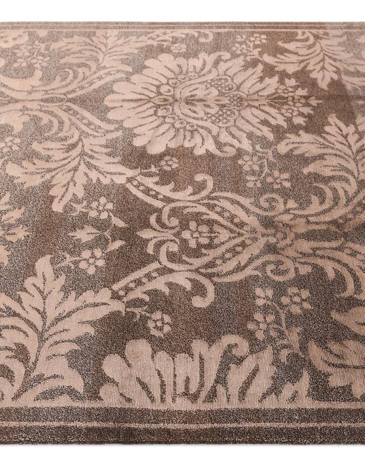 Detail image of 5' 9 x 8' Darya Rug