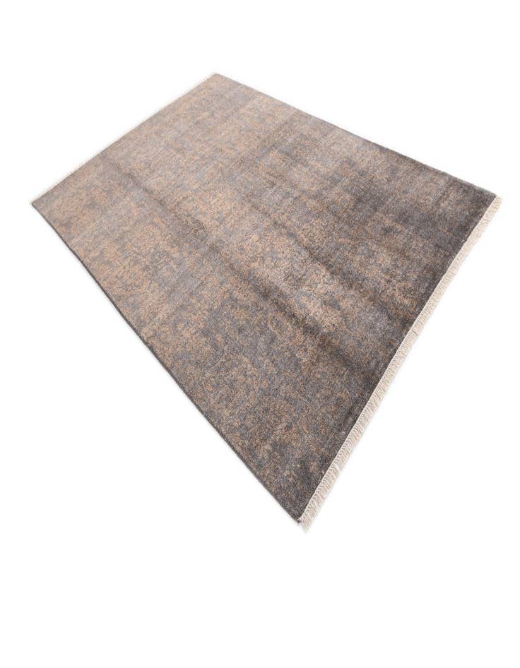 Detail image of 6' 7 x 9' 10 Hand Knotted Darya Wool Rug