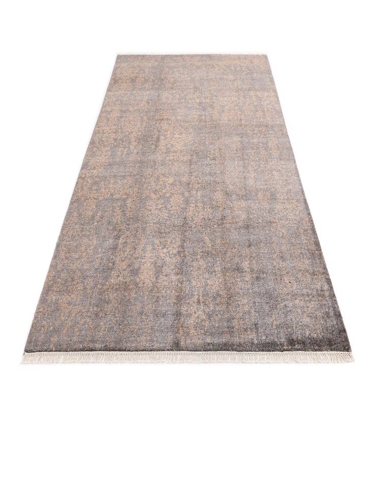 Detail image of 6' 7 x 9' 10 Hand Knotted Darya Wool Rug