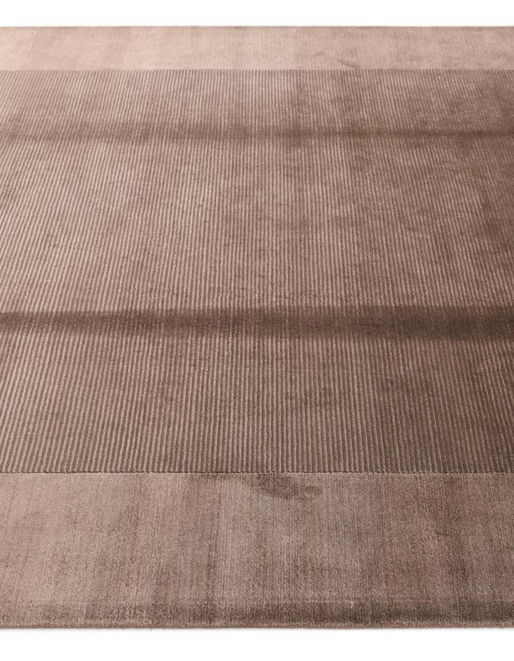 Detail image of 6' 8 x 10'  Hand Knotted Darya Wool Rug