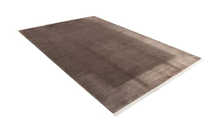 Detail image of 6' 8 x 9' 11 Hand Knotted Darya Wool Rug