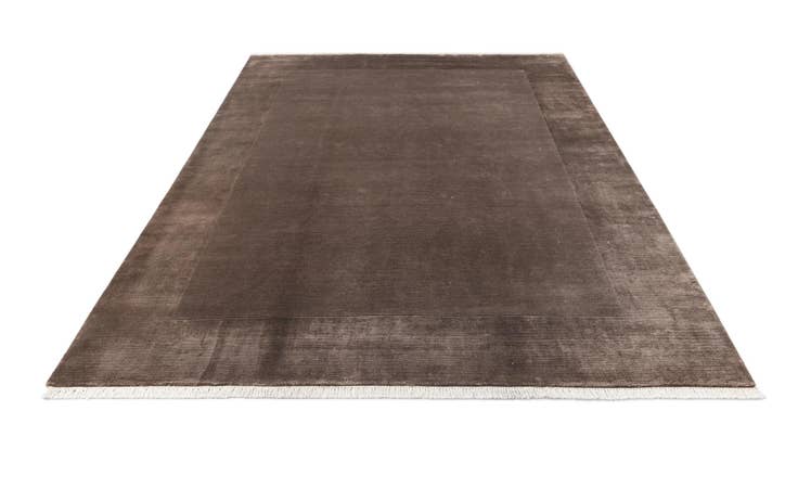 Detail image of 6' 8 x 9' 11 Hand Knotted Darya Wool Rug