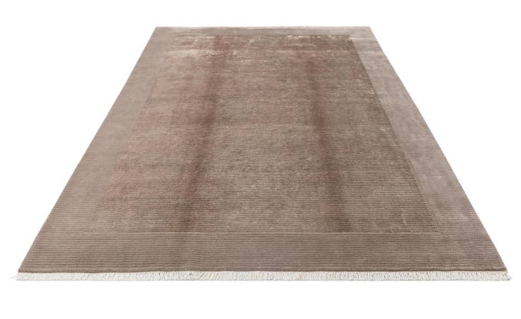 Detail image of 6' 7 x 9' 10 Hand Knotted Darya Wool Rug