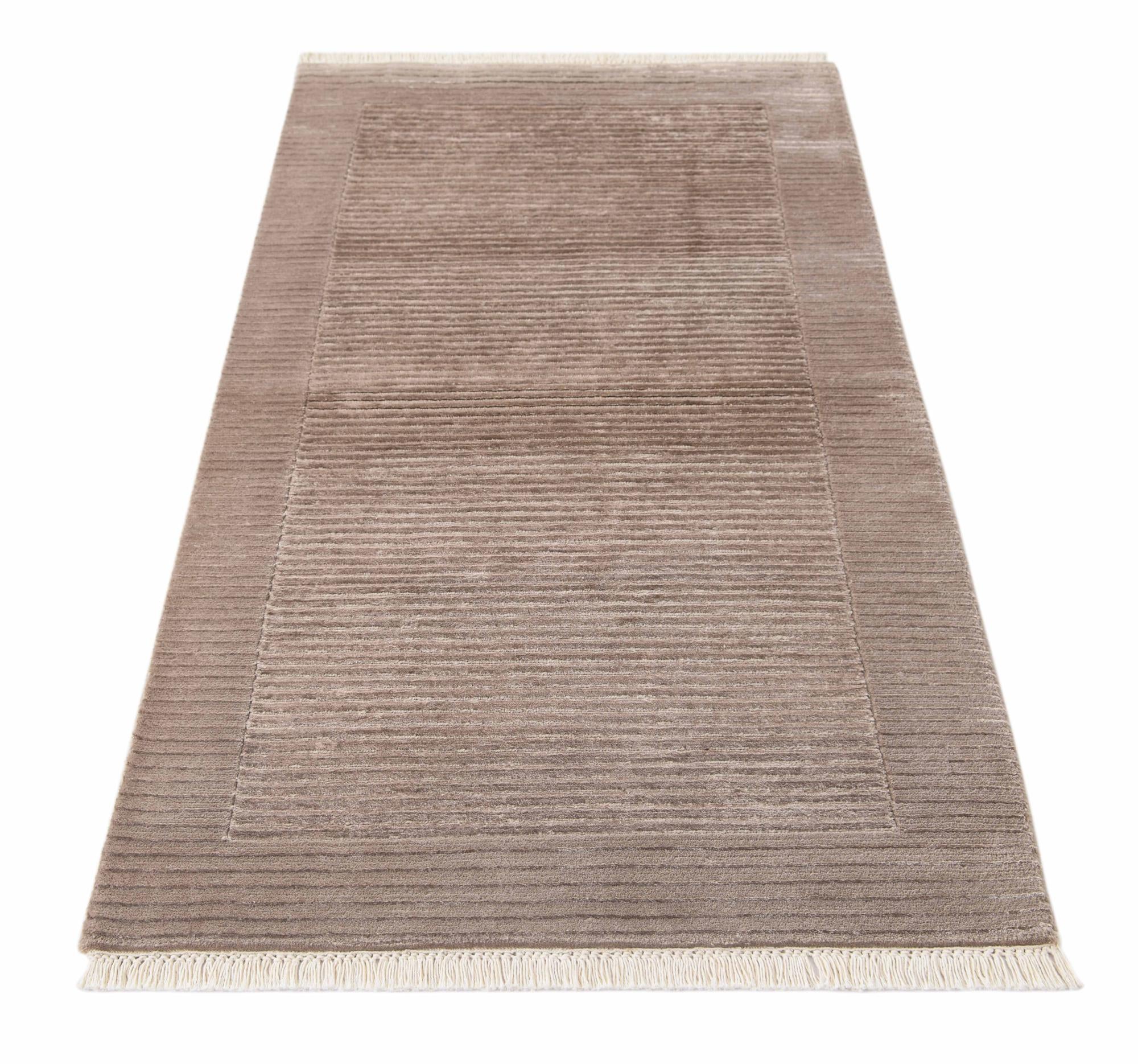 2' 7 x 5' Hand Knotted Darya Wool Rug