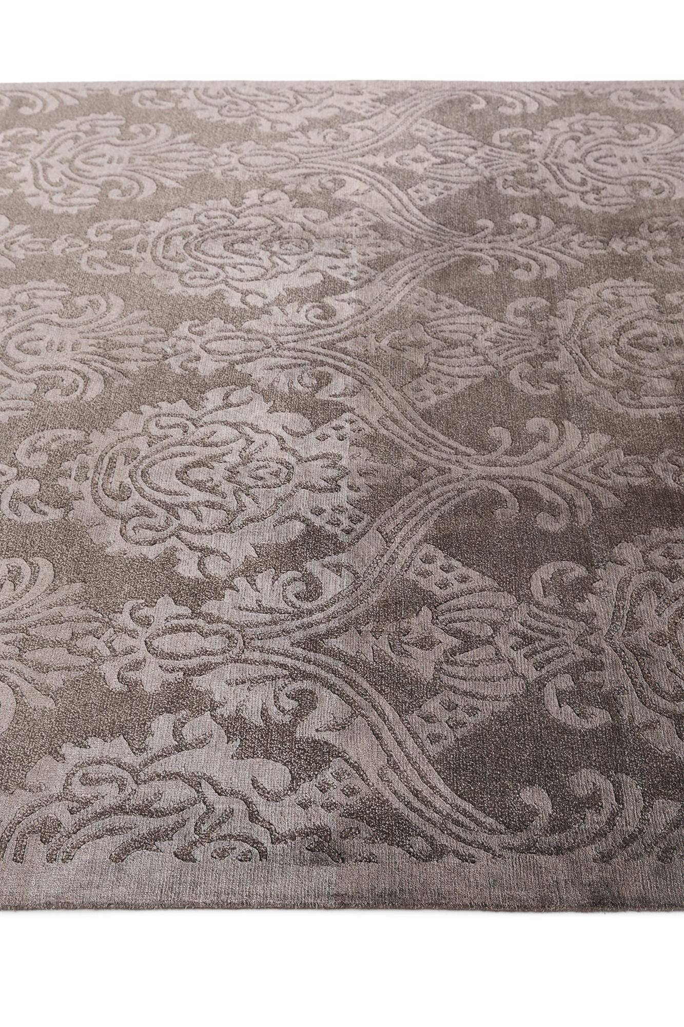5' 7 x 8' Darya Rug