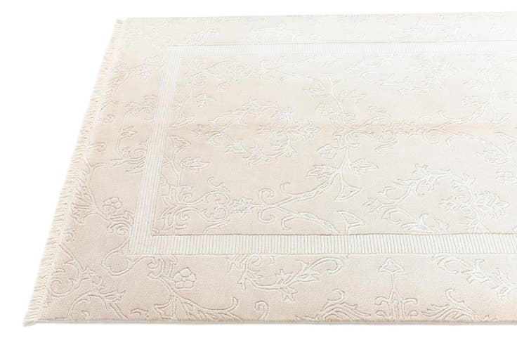 Detail image of 4' 4 x 6' 3 Darya Rug