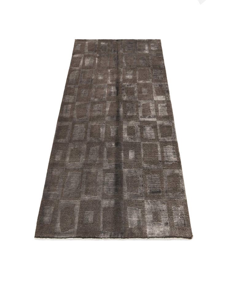 Detail image of 3' 11 x 6' Darya Rug