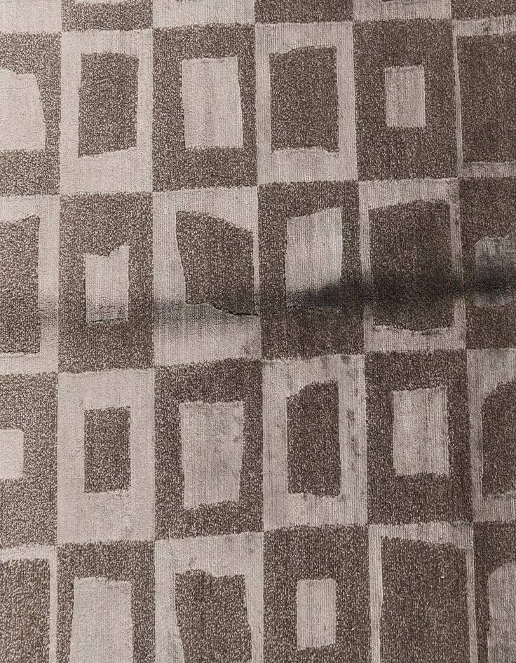 Detail image of 3' 11 x 6' Darya Rug