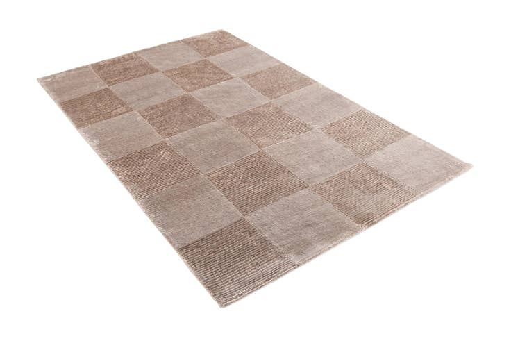 Detail image of 3' 11 x 6' 1 Darya Rug