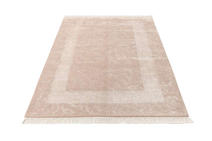 4' 3 x 6' 4 Darya Rug