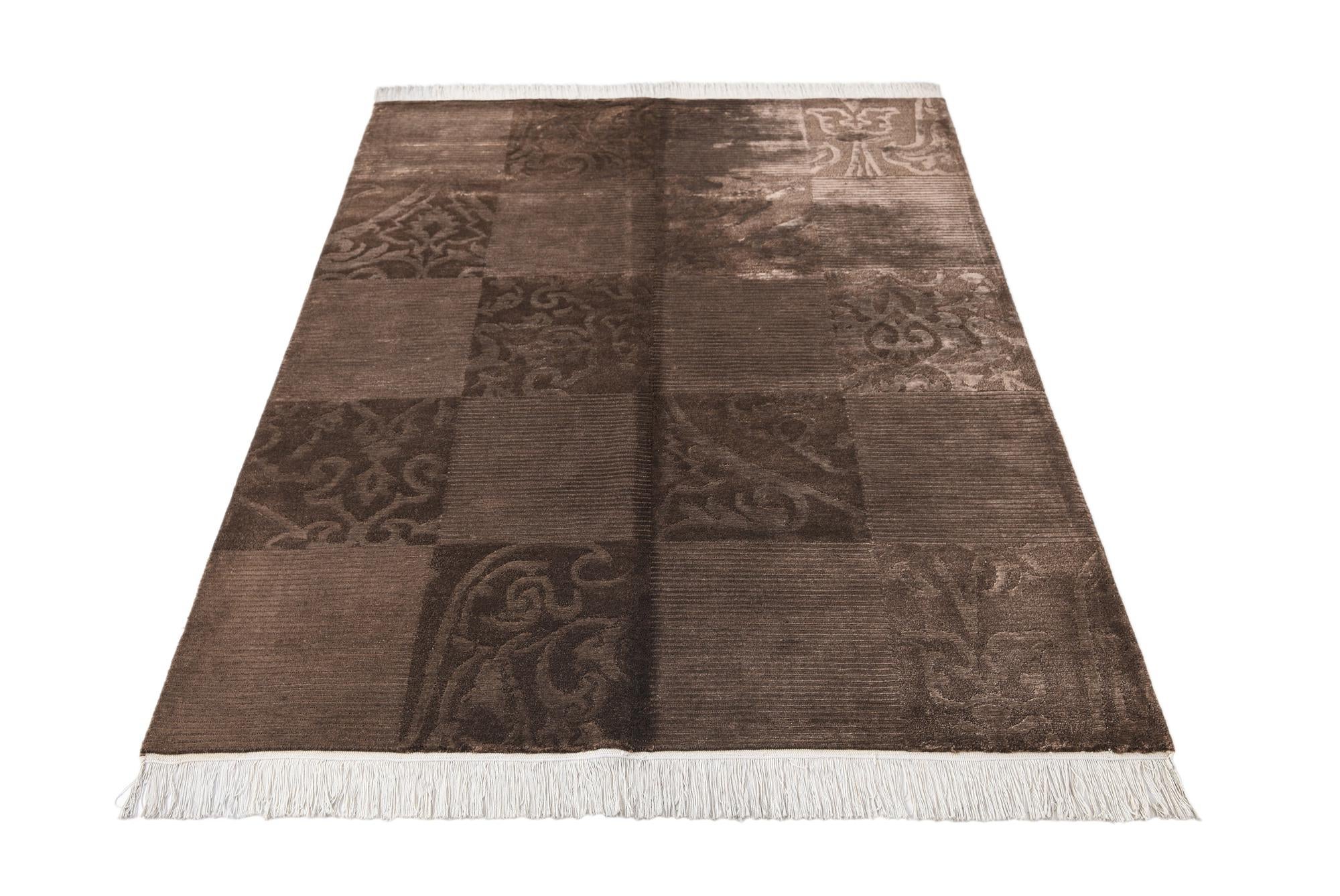 4' 1 x 6' Darya Rug