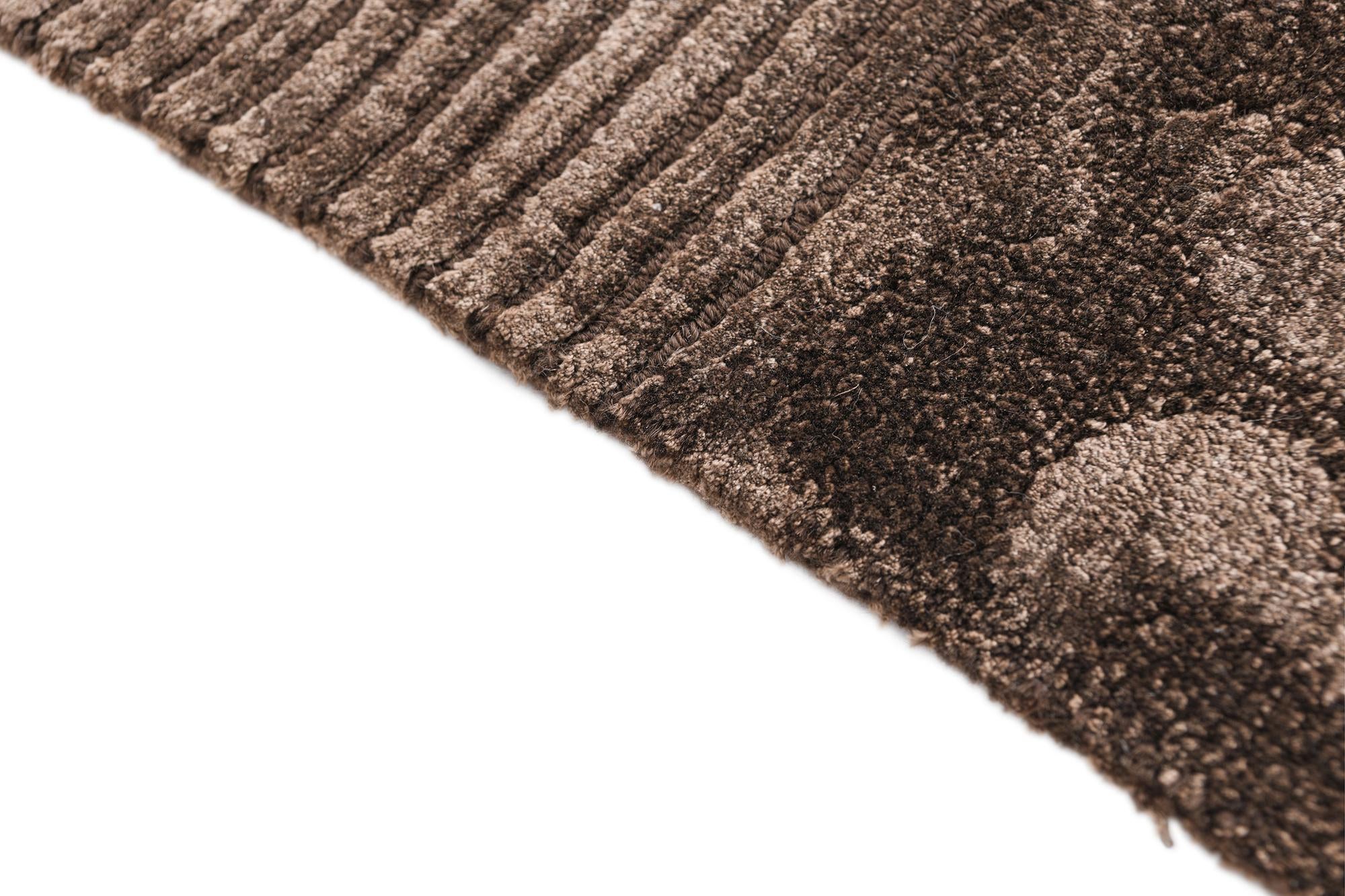 4' 1 x 6' Darya Rug