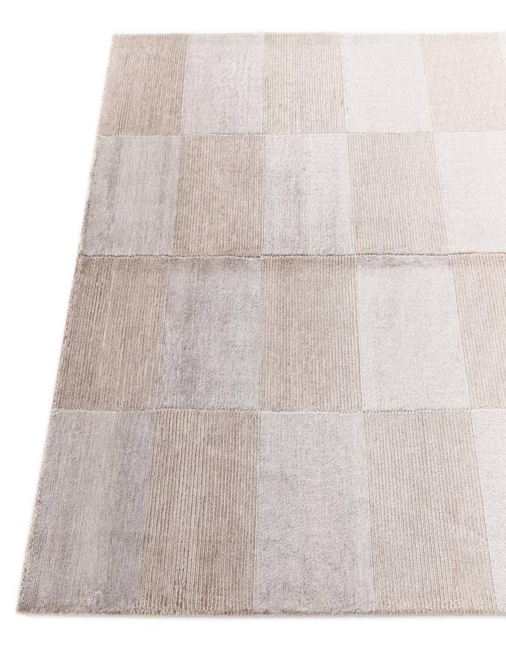 Detail image of 4' x 6' 1 Darya Rug