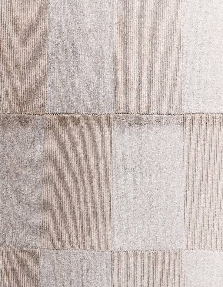 Detail image of 4' x 6' 1 Darya Rug