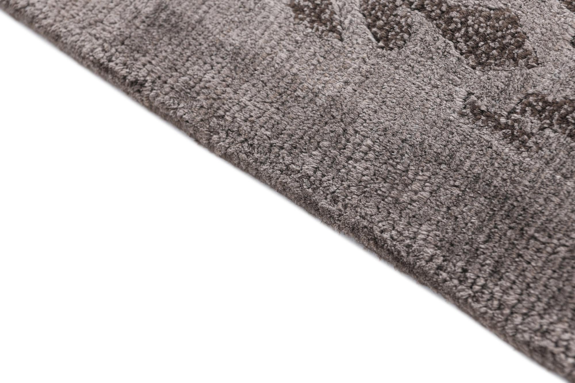 4' 1 x 6' Darya Rug