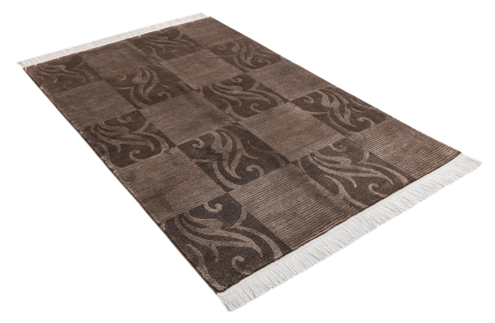 3' 11 x 6' Darya Rug