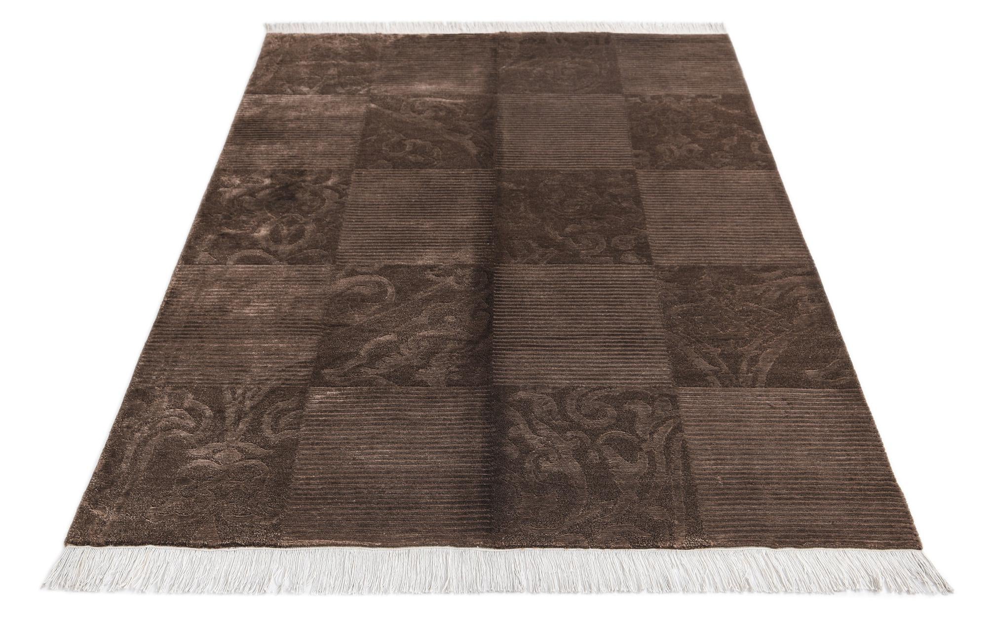 4' 1 x 6' Darya Rug