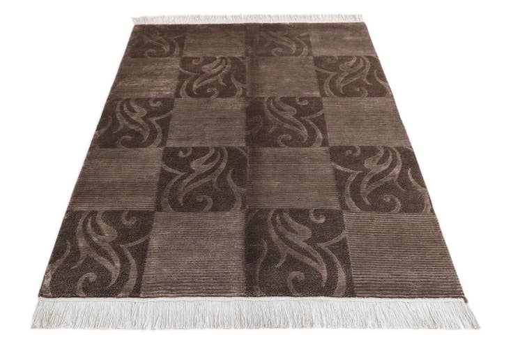 Detail image of 3' 11 x 5' 11 Darya Rug