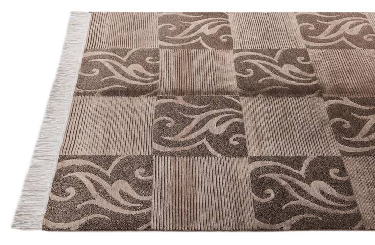 Detail image of 3' 11 x 5' 11 Darya Rug