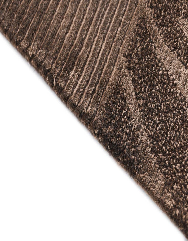 Detail image of 4' x 6' Darya Rug