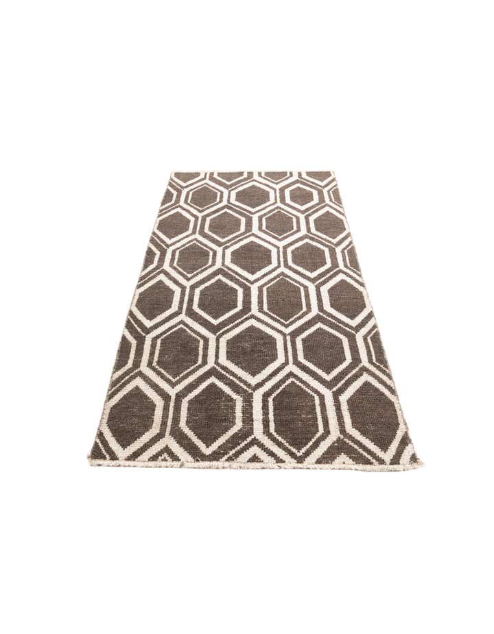 3' 6 x 6' Hand Knotted Darya Rug