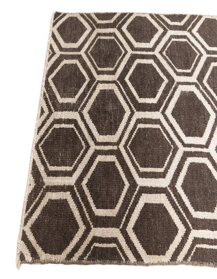 Detail image of 3' 6 x 6' Hand Knotted Darya Rug