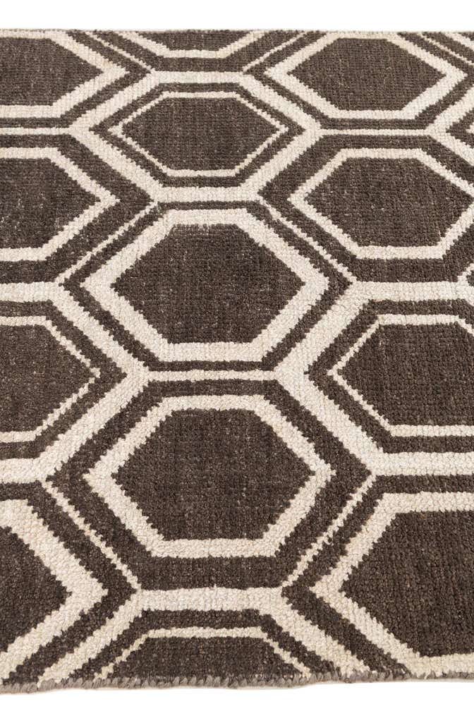 3' 6 x 6' Hand Knotted Darya Rug