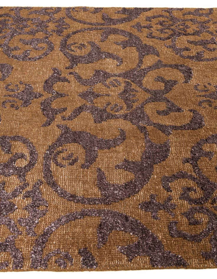 Detail image of 5' x 7' 8  Hand Knotted Darya Rug