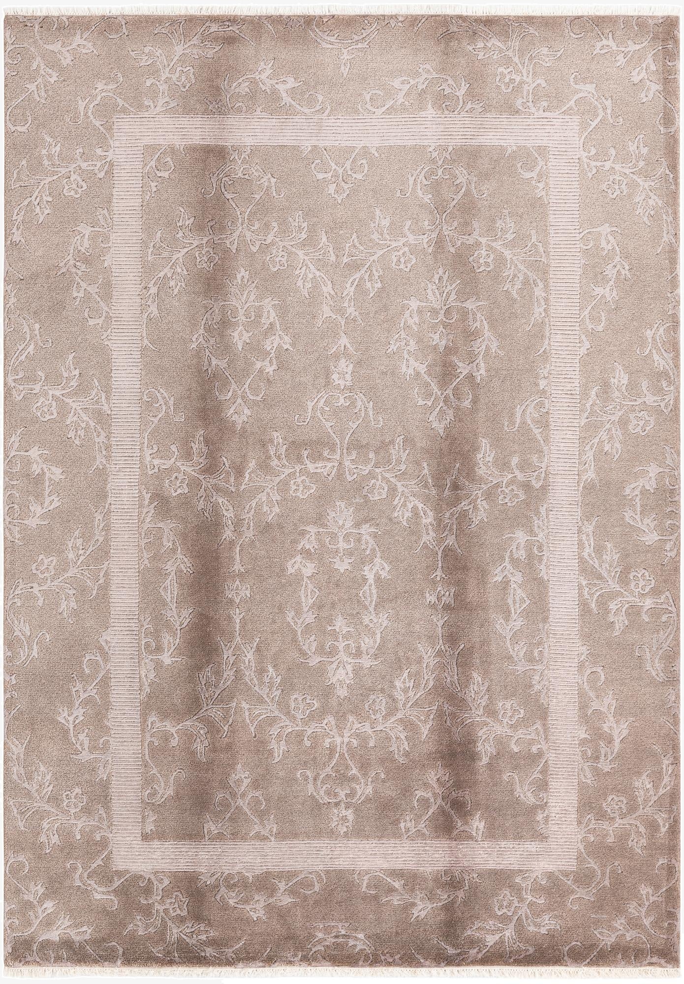 5' 7 x 8'  Hand Knotted Darya Wool Rug