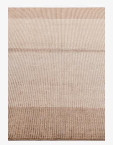 5' 5 x 7' 9 Darya Rug