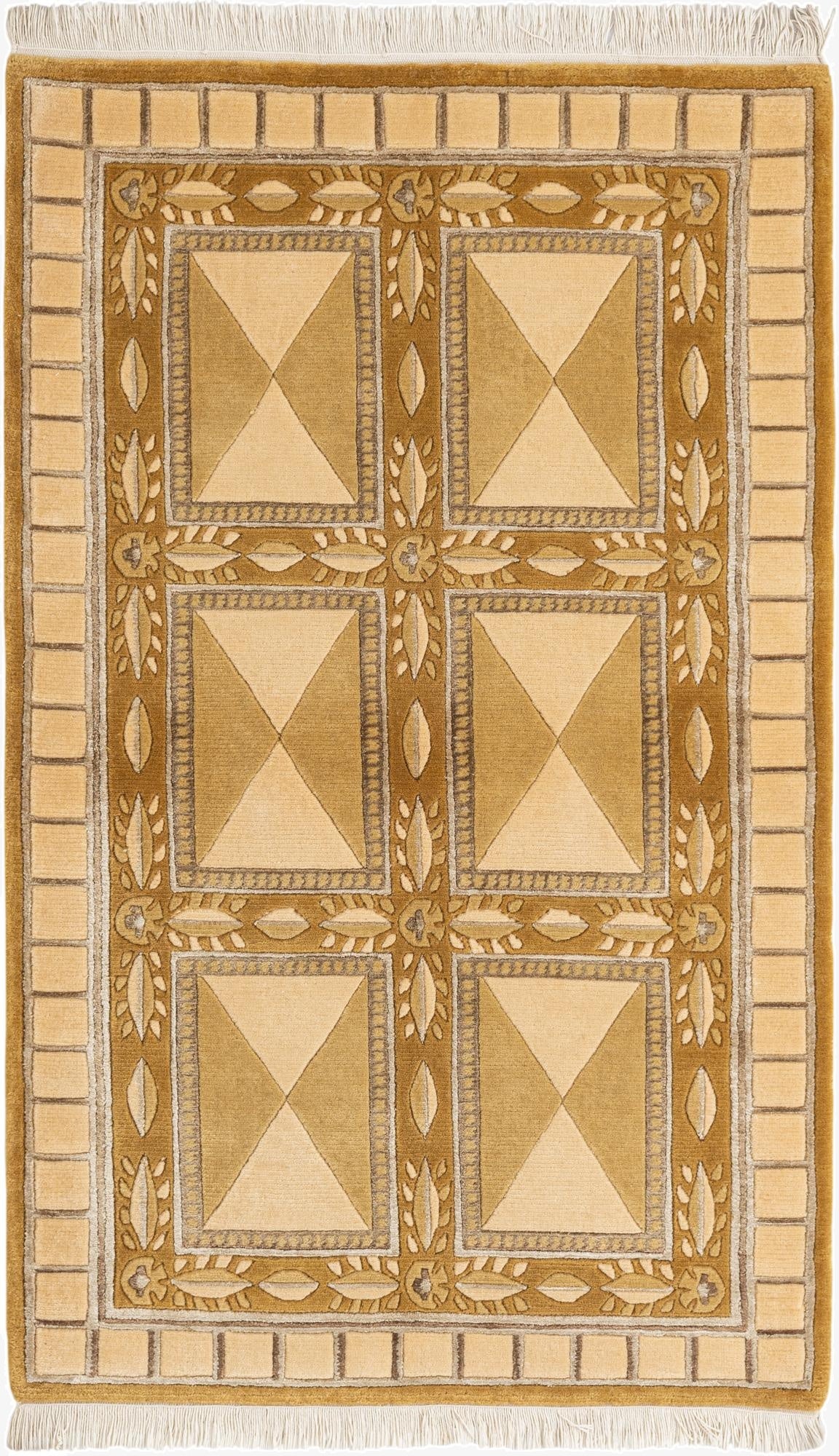 3' x 4' 11  Hand Knotted Darya Wool Rug