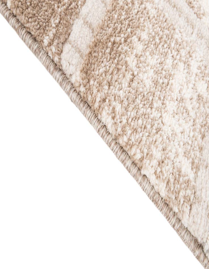 Detail image of 5' x 7' 9 Deepa Rug