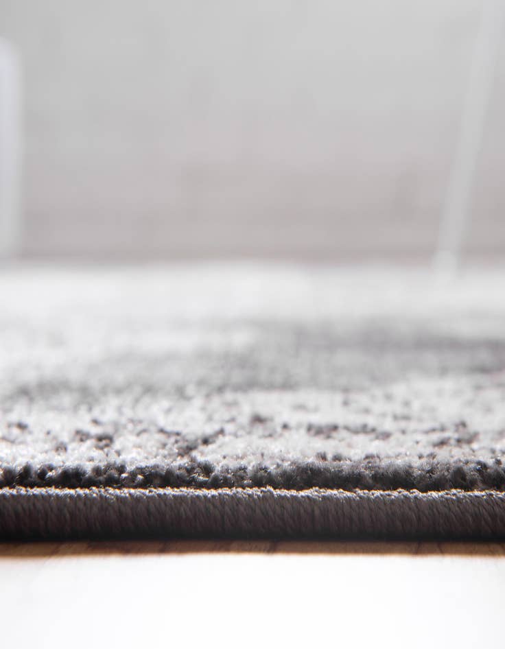 Detail image of 9' x 12' Eden Rug