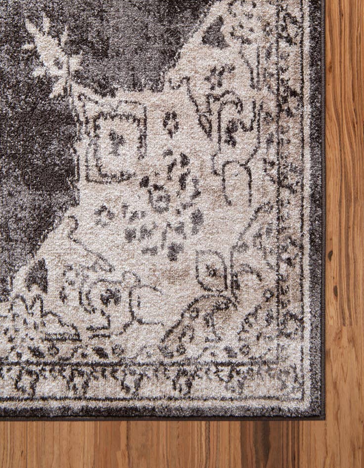 Detail image of 9' x 12' Eden Rug