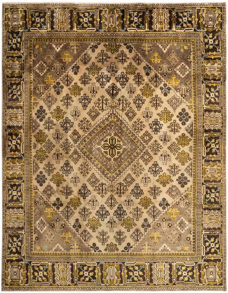 Detail image of 6' 10 x 10' 1 Farahan Rug