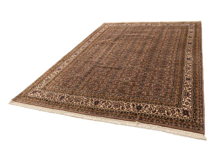 Detail image of 8' 1 x 11' 5 Hand Knotted Farahan Wool Rug