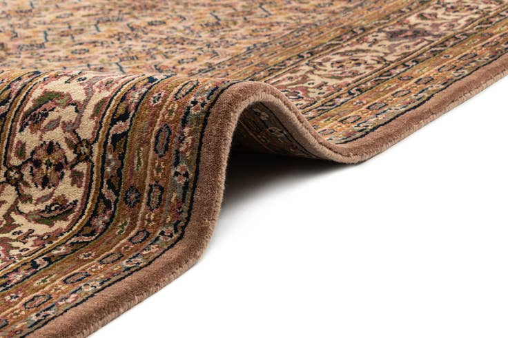 Detail image of 8' 1 x 11' 5 Hand Knotted Farahan Wool Rug