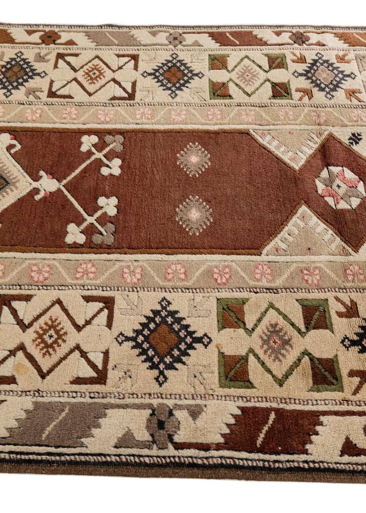 3' 5 x 6' 8 Hand Knotted Fars Wool Rug