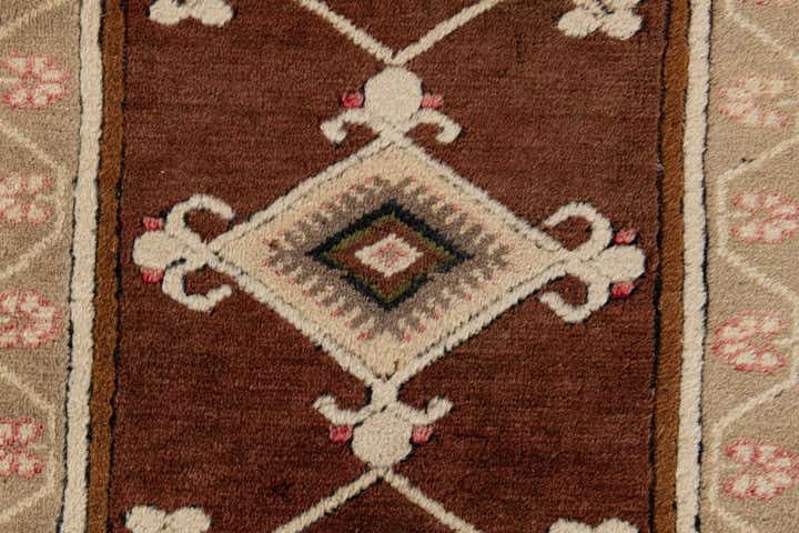 3' 5 x 6' 8 Hand Knotted Fars Wool Rug