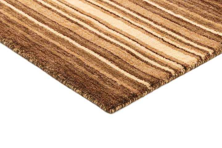 2' 5 x 4' 8 Hand Knotted Gabbeh Wool Rug