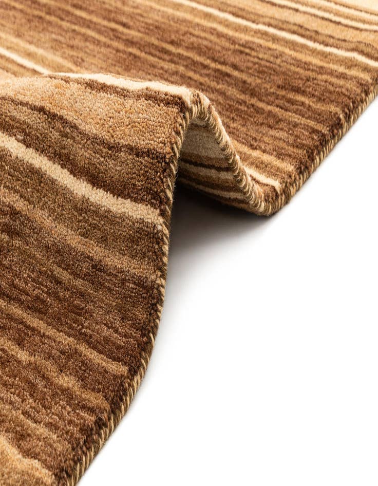 Detail image of 2' 5 x 4' 8  Hand Knotted Gabbeh Wool Rug