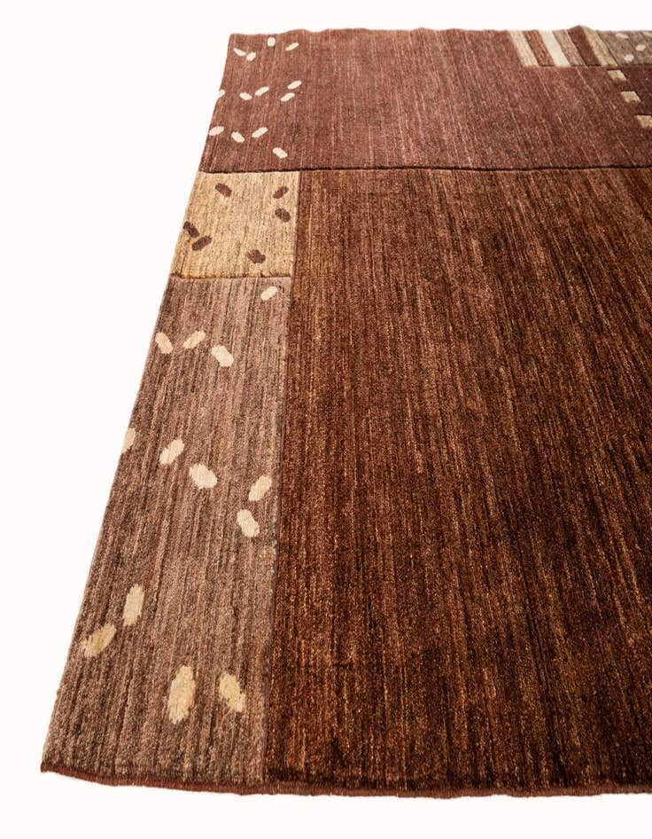 Detail image of 5' 1 x 6' 5  Hand Knotted Gabbeh Wool Rug