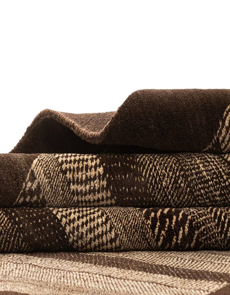 Detail image of 4' 10 x 6' 10 Gabbeh Rug