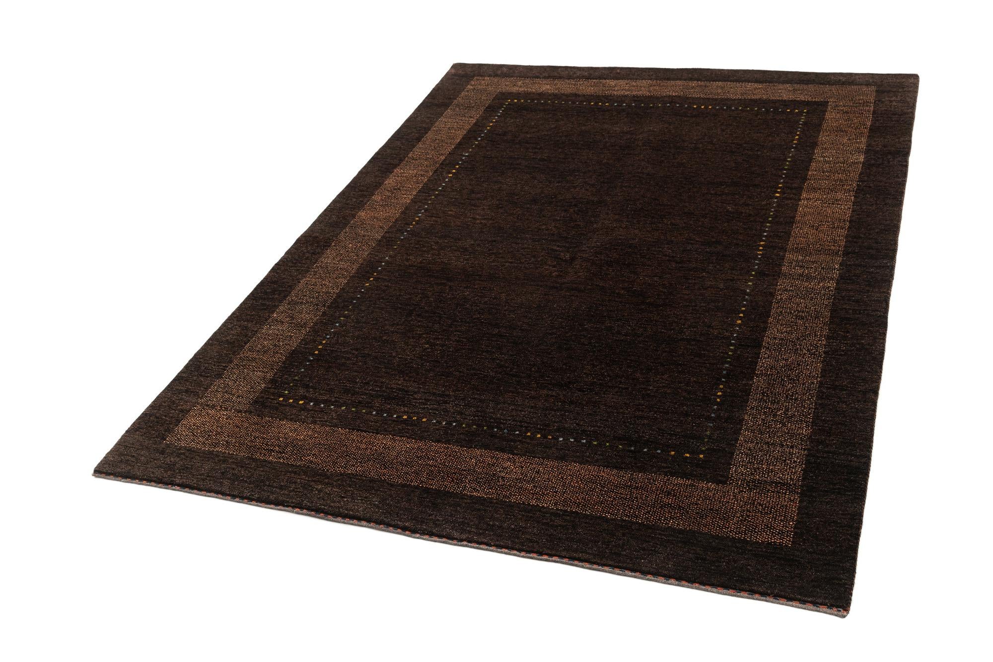 5' x 6' 6 Gabbeh Rug