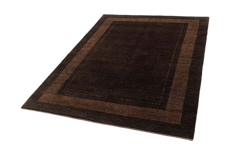 5' x 6' 6 Gabbeh Rug