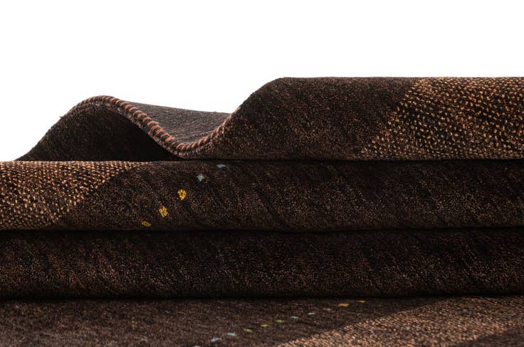 Detail image of 5' x 6' 6 Gabbeh Rug