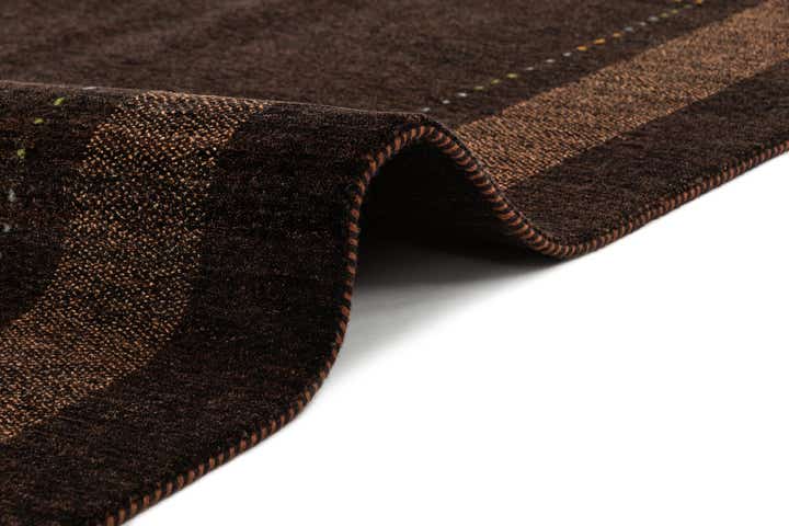 5' x 6' 6 Gabbeh Rug