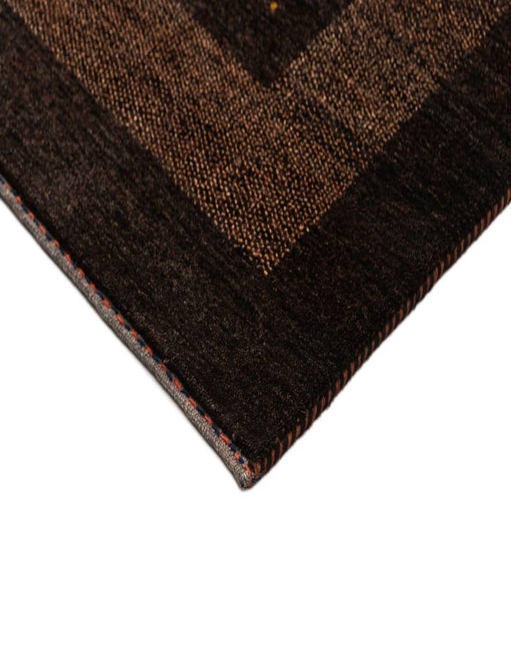 Detail image of 5' x 6' 6 Gabbeh Rug