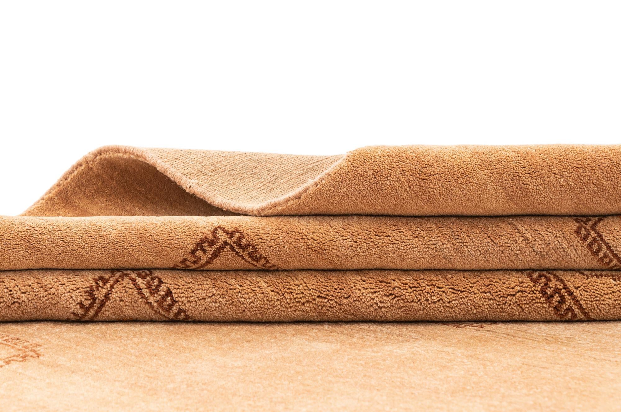 4' 11 x 6' 8 Gabbeh Rug